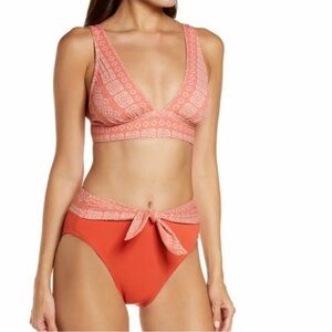 Robin Piccone Coral Floral V-Neck Bikini TOP ONLY Tie Back Adjustable Straps